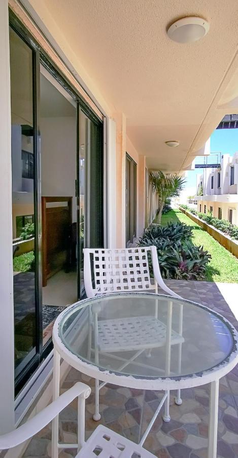 Villa Aurora Beautiful Beachfront Apartment Cancún Exterior foto